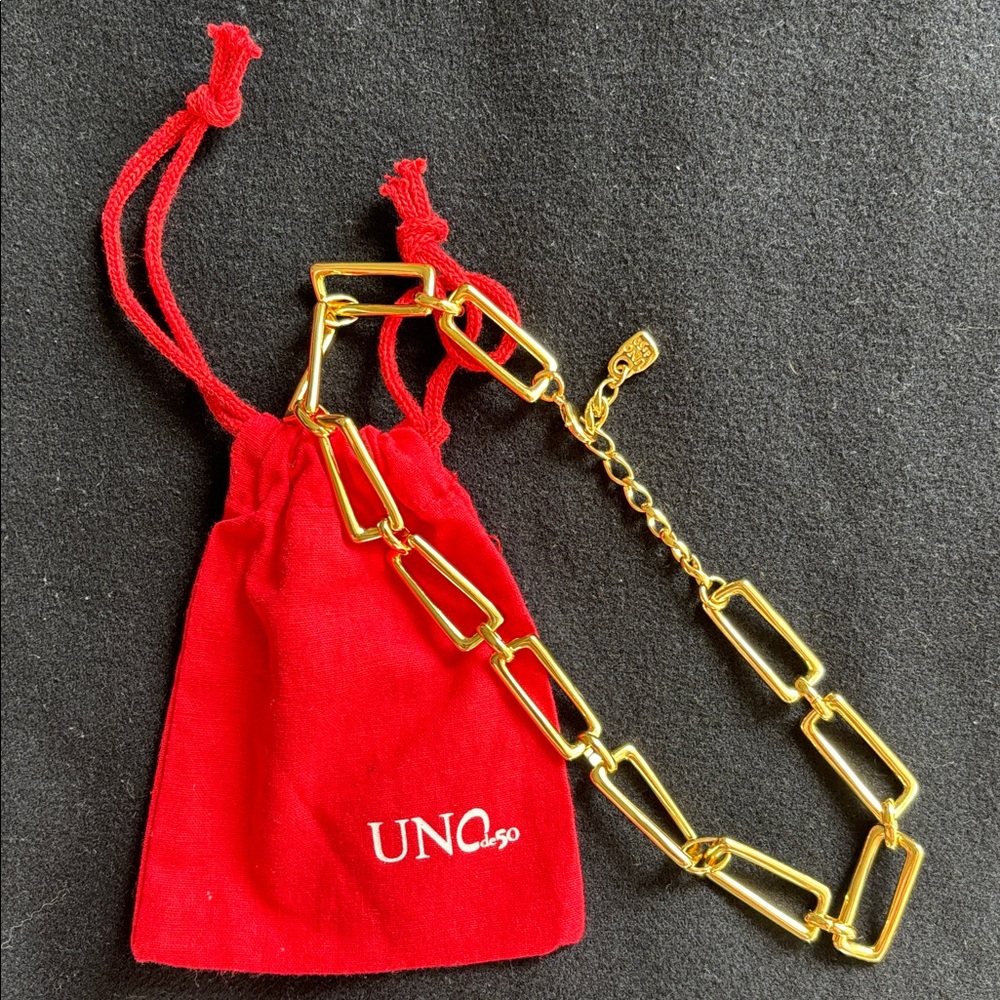 UNO de 50 Gold Chain Necklace with Red Pouch